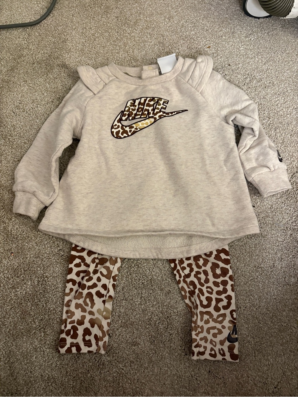 NIKE Girls Nike Bundle - Picture 8 of 9